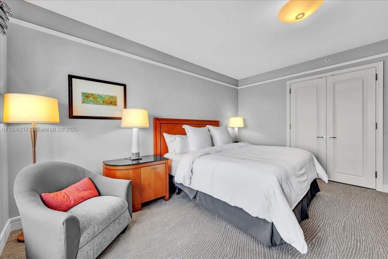 1435 Brickell Ave, Unit 3603, Miami, FL 33131 Photo