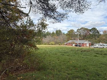 0/ 194 Old Greenwich Plains Road, Hardwick, MA 01031