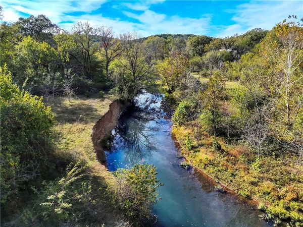 464220 E 888 Road, Stilwell, OK 74960