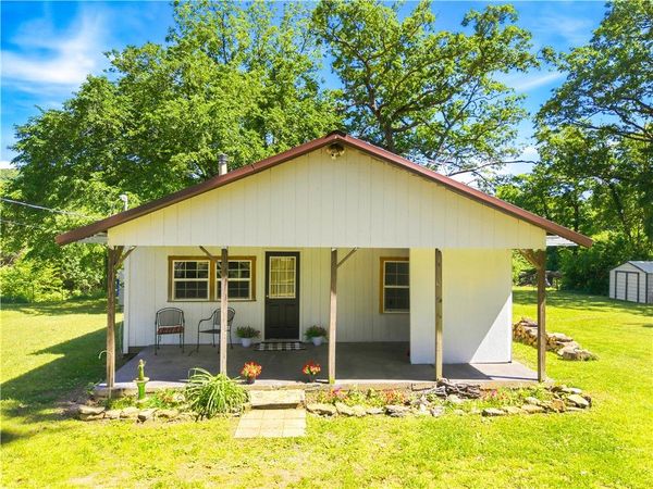 464220 E 888 Road, Stilwell, OK 74960