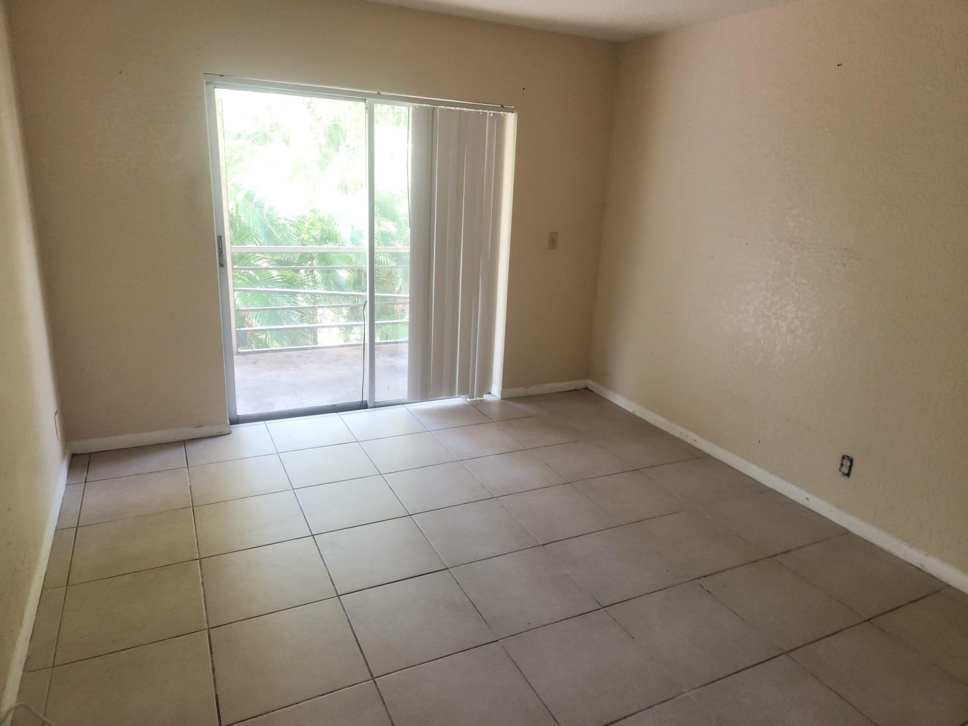 220 Croton Avenue, Unit 206, Lantana, FL 33462 Photo