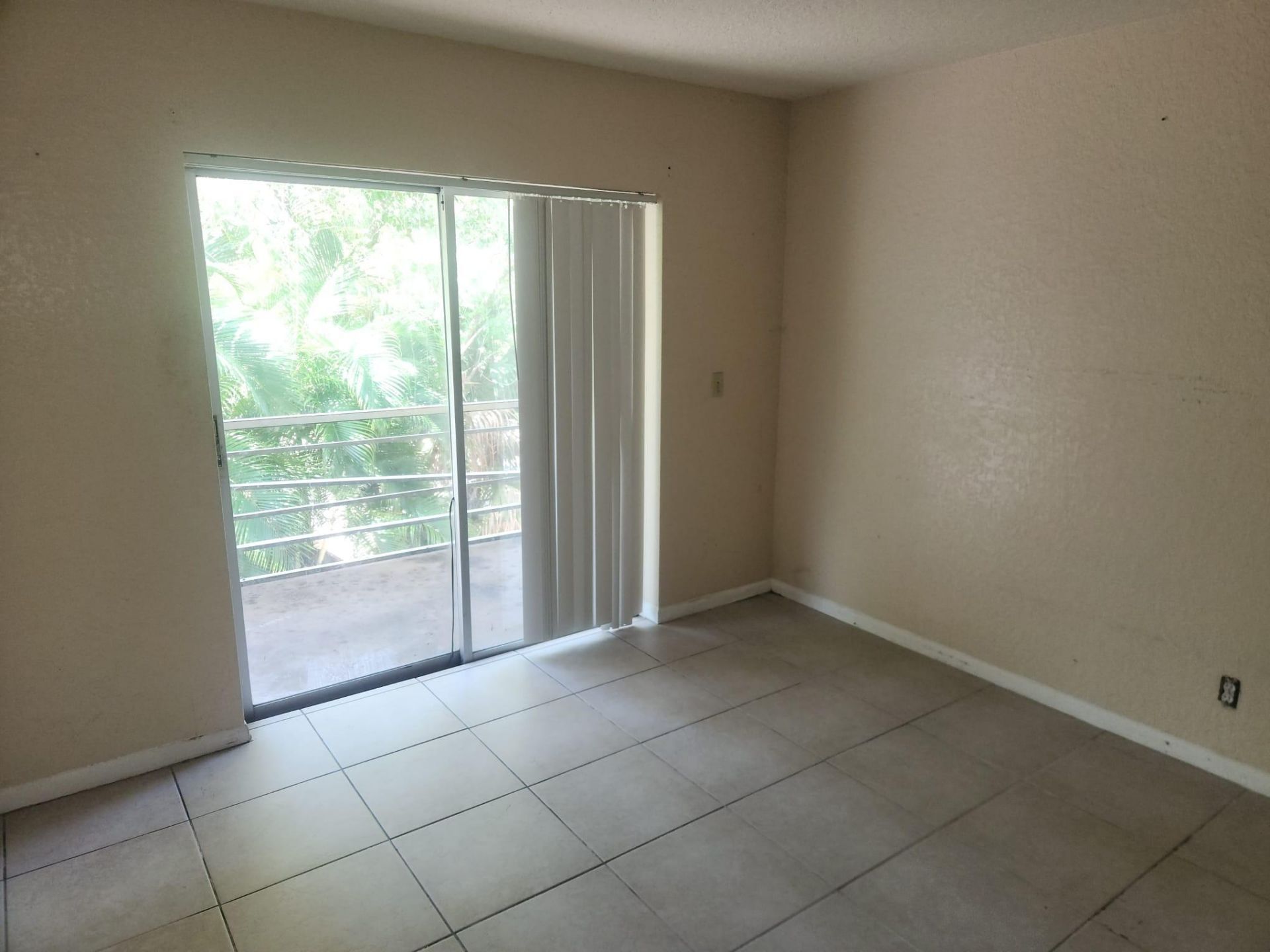 220 Croton Avenue, Unit 206, Lantana, FL 33462 Photo
