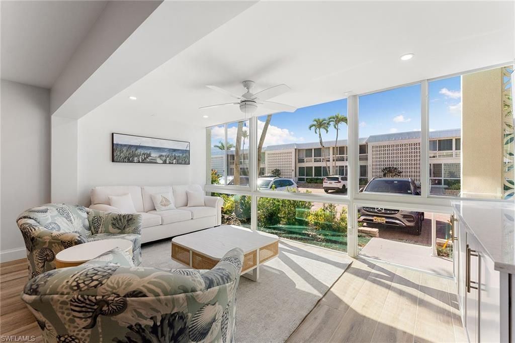 2100 Gulf Shore Blvd N, Unit 107, Naples, FL 34102 Photo