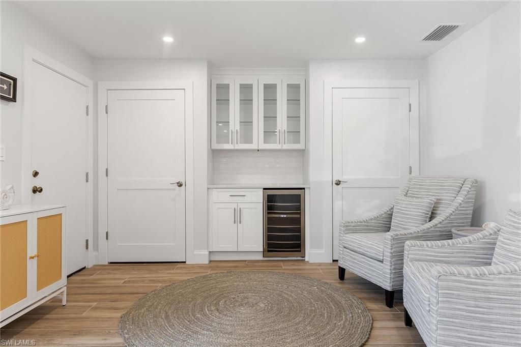 2100 Gulf Shore Blvd N, Unit 107, Naples, FL 34102 Photo