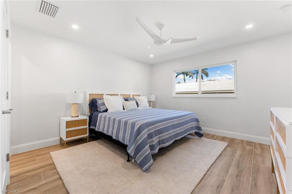 2100 Gulf Shore Blvd N, Unit 107, Naples, FL 34102 Photo