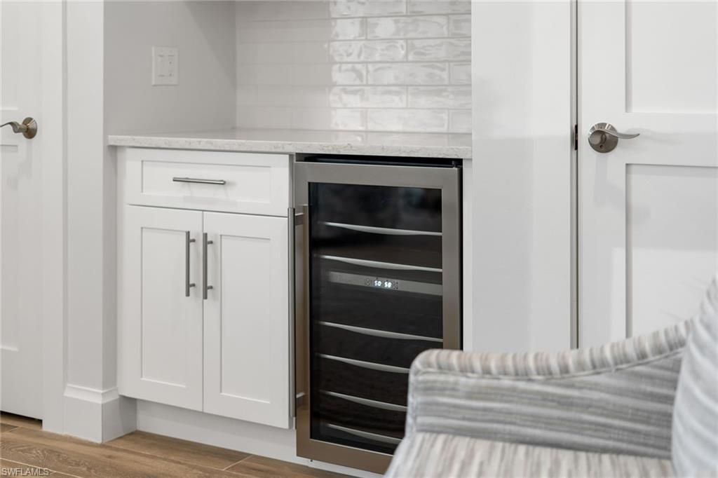 2100 Gulf Shore Blvd N, Unit 107, Naples, FL 34102 Photo