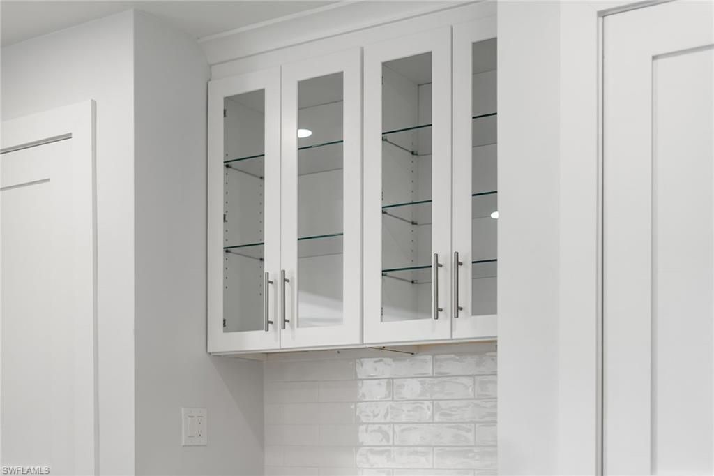 2100 Gulf Shore Blvd N, Unit 107, Naples, FL 34102 Photo