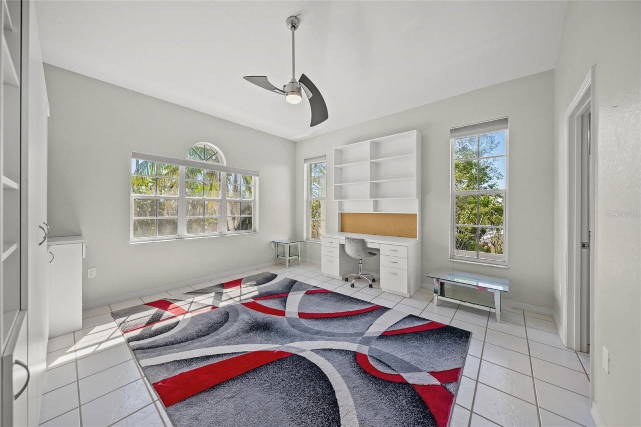 569 Juan Anasco Drive, Longboat Key, FL 34228 Photo