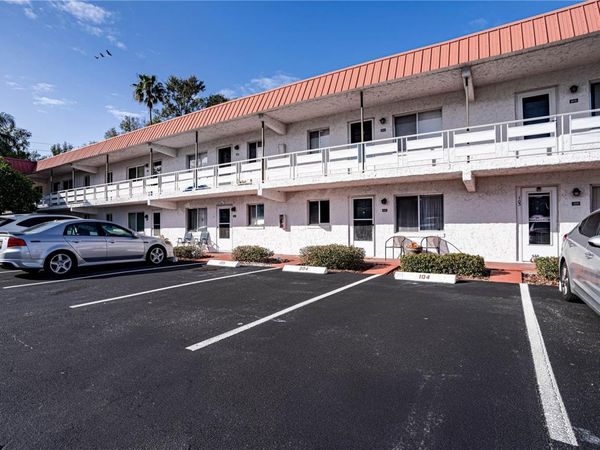1100 MARTINIQUE DRIVE, Unit 106, WINTER HAVEN, FL 33884