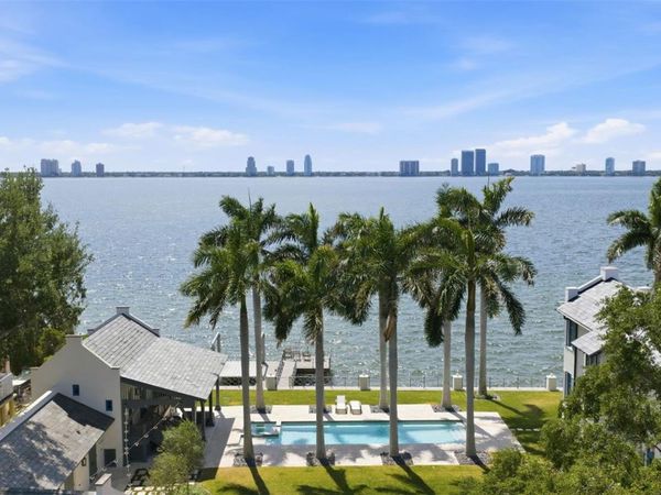 577 RIVIERA DRIVE, TAMPA, FL 33606