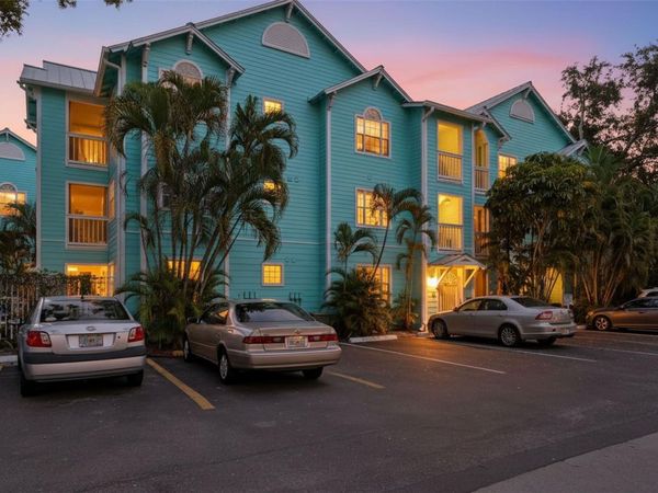 3002 W CLEVELAND STREET, Unit E10, TAMPA, FL 33609