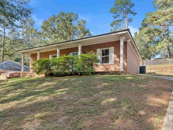 118 E Sara Avenue, Unit A, Spanish Fort, AL 36527