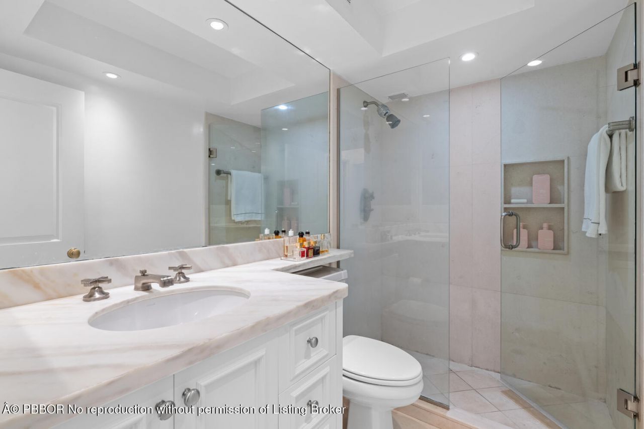354 Chilean Avenue, Unit 6E, Palm Beach, FL 33480 Photo