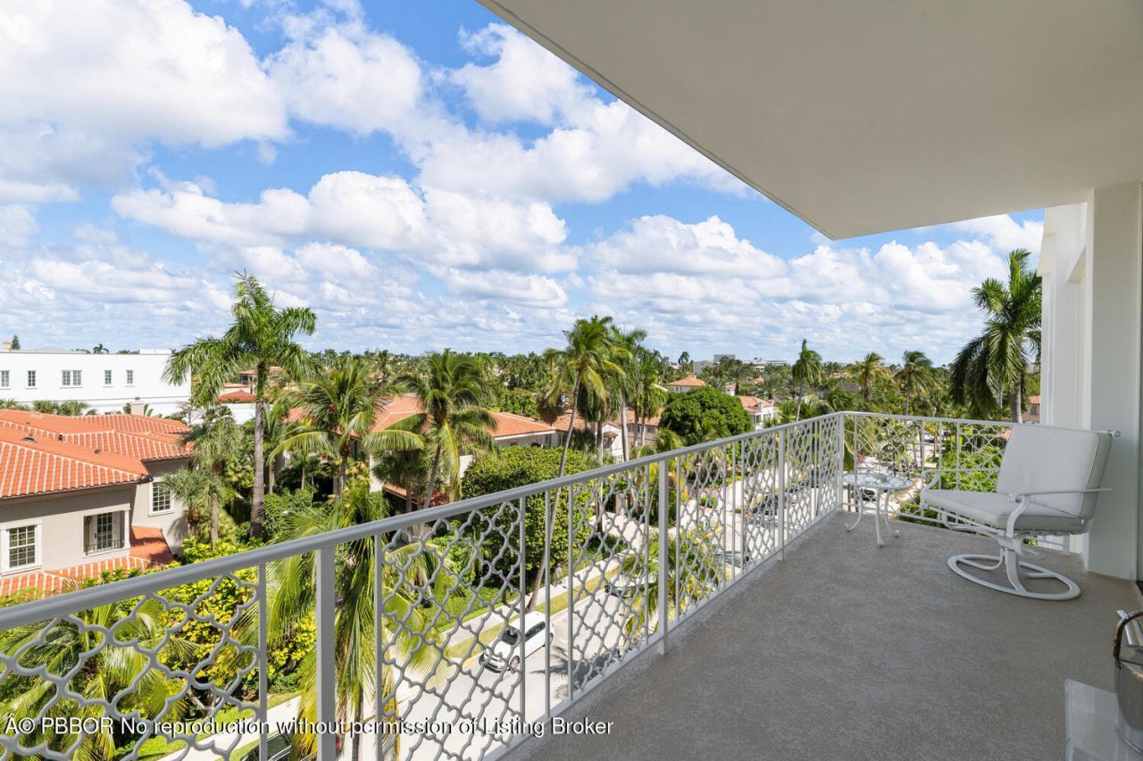 354 Chilean Avenue, Unit 6E, Palm Beach, FL 33480 Photo