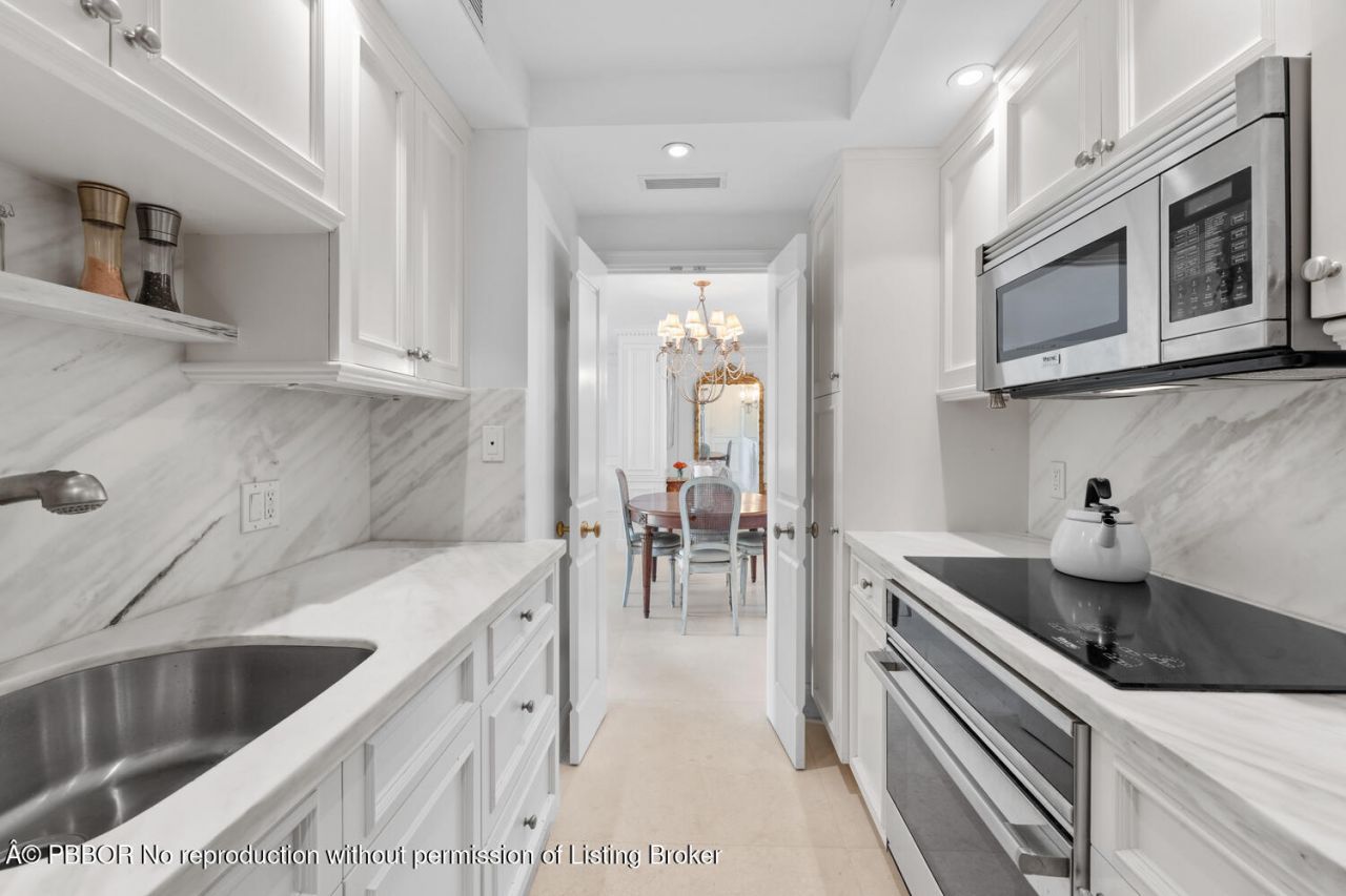 354 Chilean Avenue, Unit 6E, Palm Beach, FL 33480 Photo
