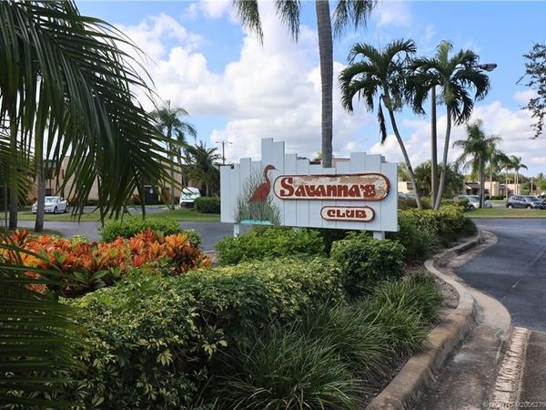 2083 NE Collins Circle, Unit 8-90, Jensen Beach, FL 34957