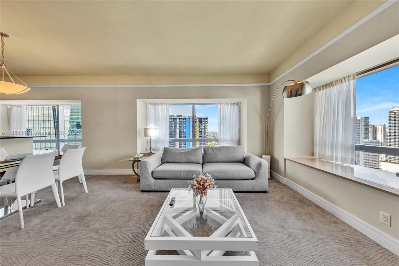 1435 Brickell Ave, Unit 3112, Miami, FL 33131 Photo