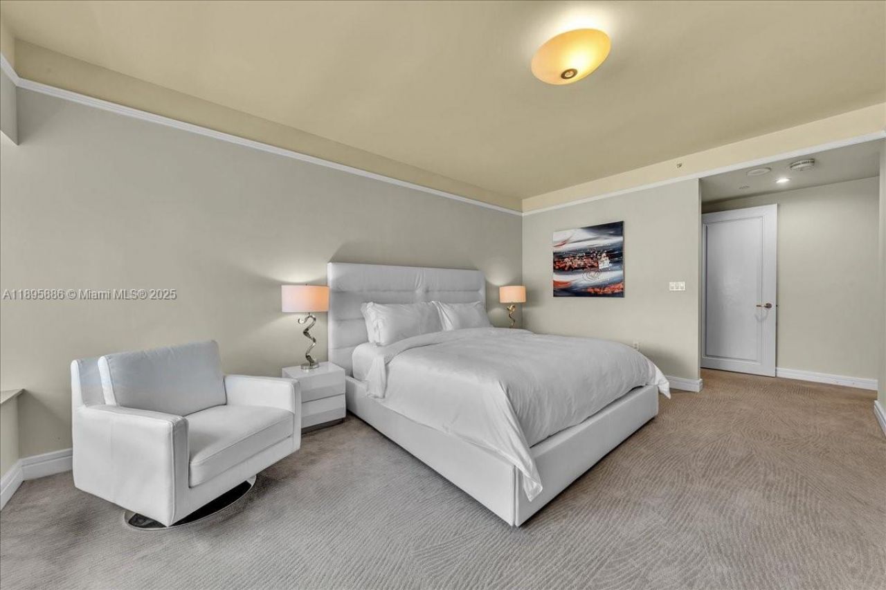 1435 Brickell Ave, Unit 3112, Miami, FL 33131 Photo