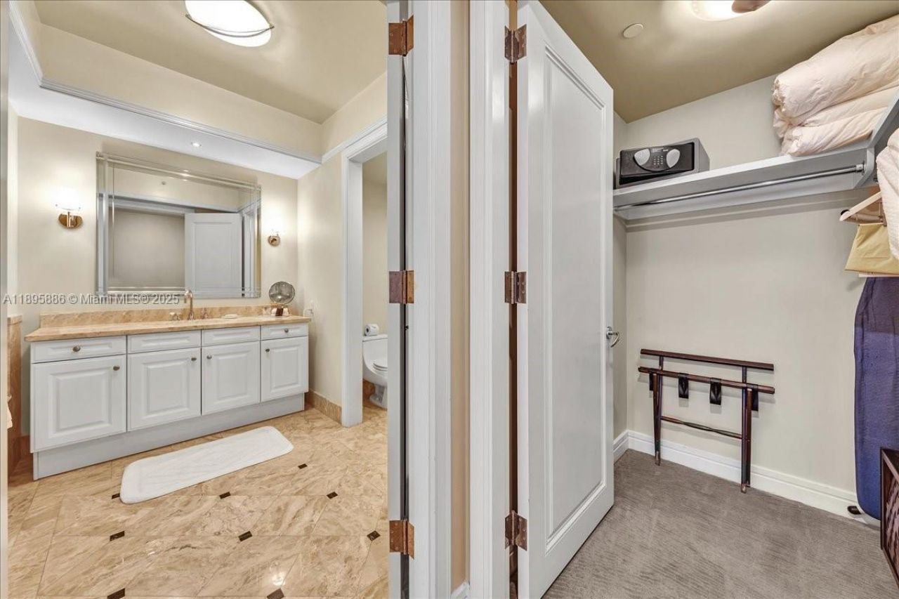 1435 Brickell Ave, Unit 3112, Miami, FL 33131 Photo