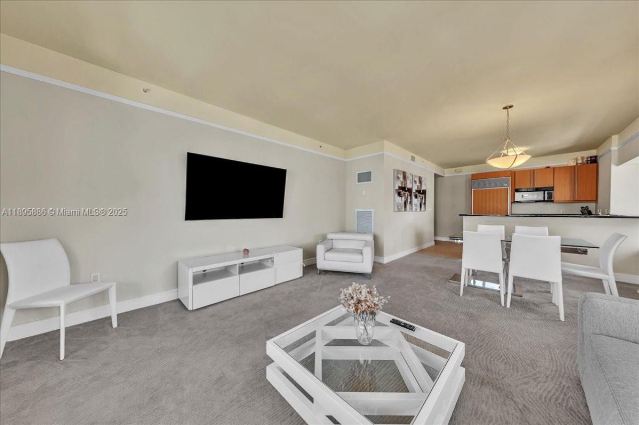 1435 Brickell Ave, Unit 3112, Miami, FL 33131 Photo