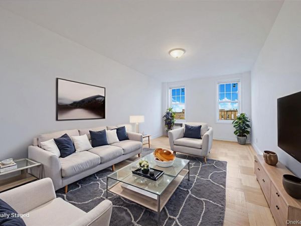 41-15 44th Street, Unit 6C, Sunnyside, NY 11104