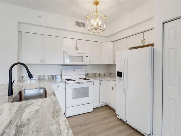 1190 Reserve WAY, Unit 206, NAPLES, FL 34105