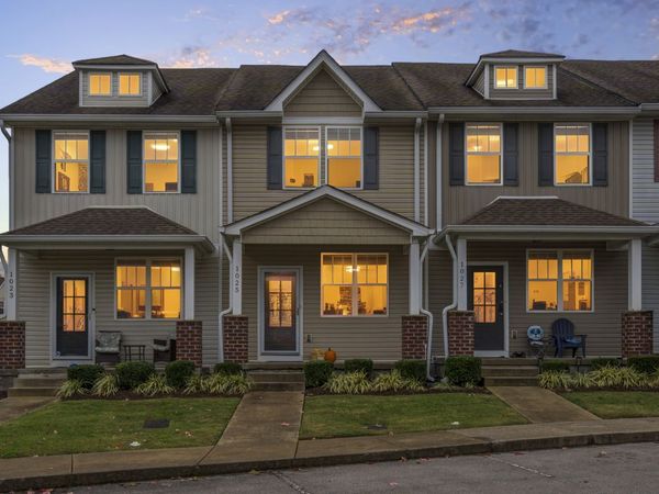 1025 Capital Funds Ct, Nashville, TN 37217