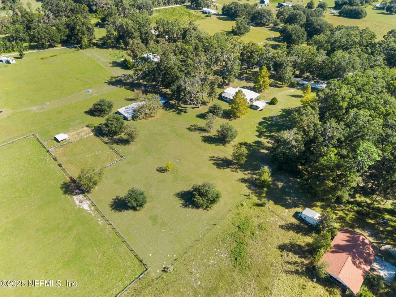 27061 29TH Road Branford, FL 32008