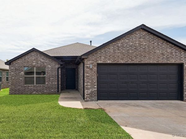 26822 E 143rd Street S, Coweta, OK 74429