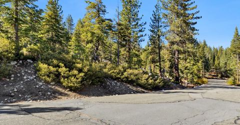 2311 Chiapa Drive, South Lake Tahoe, CA 96150 Photo