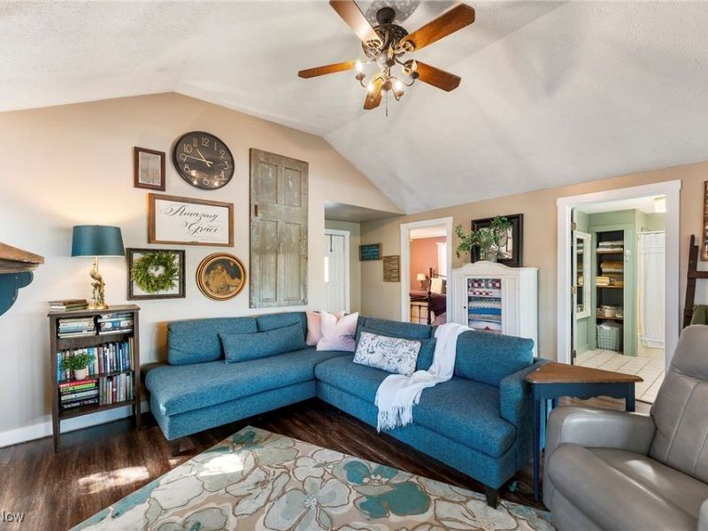 32042 Sunset Drive, Hanoverton, OH 44423 Photo 9