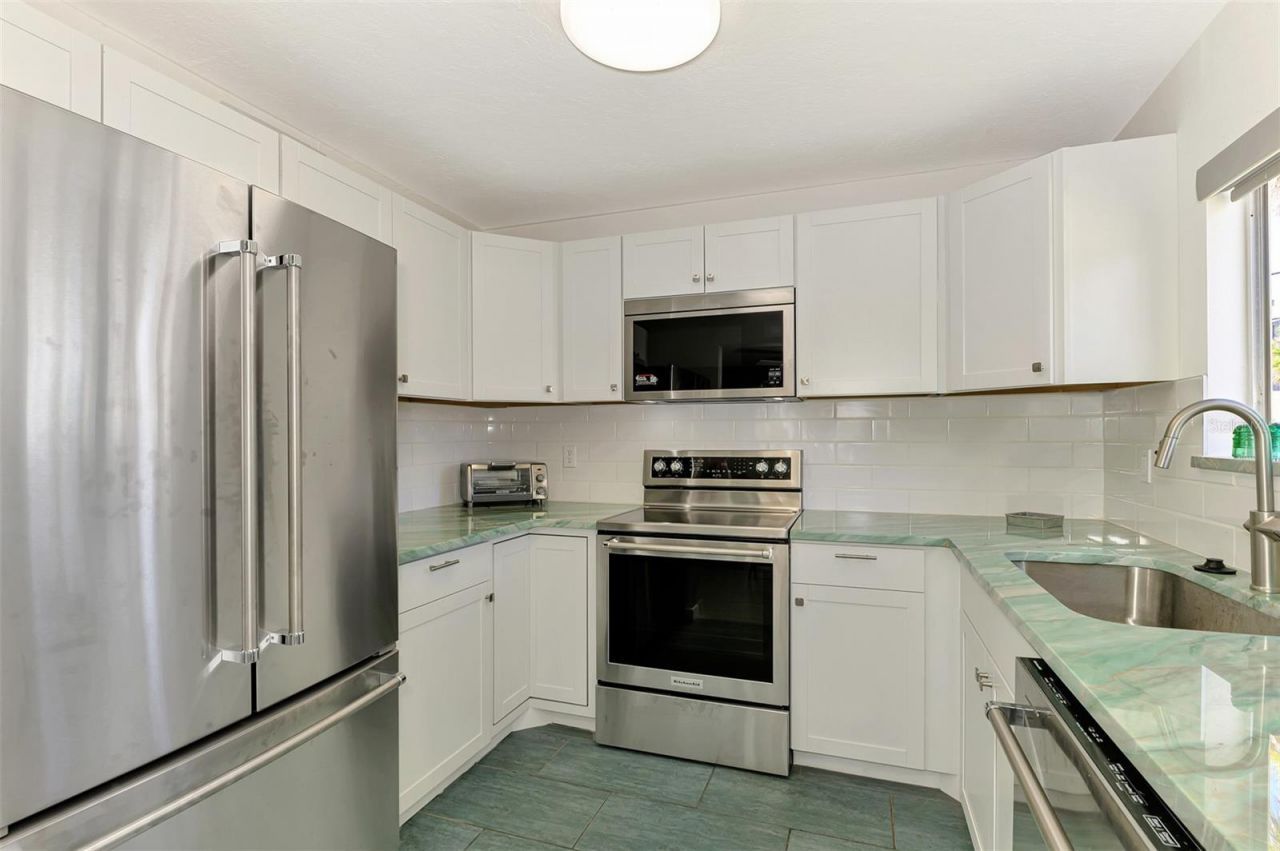 2985 N Beach Road, Unit C5-3, Englewood, FL 34223 Photo
