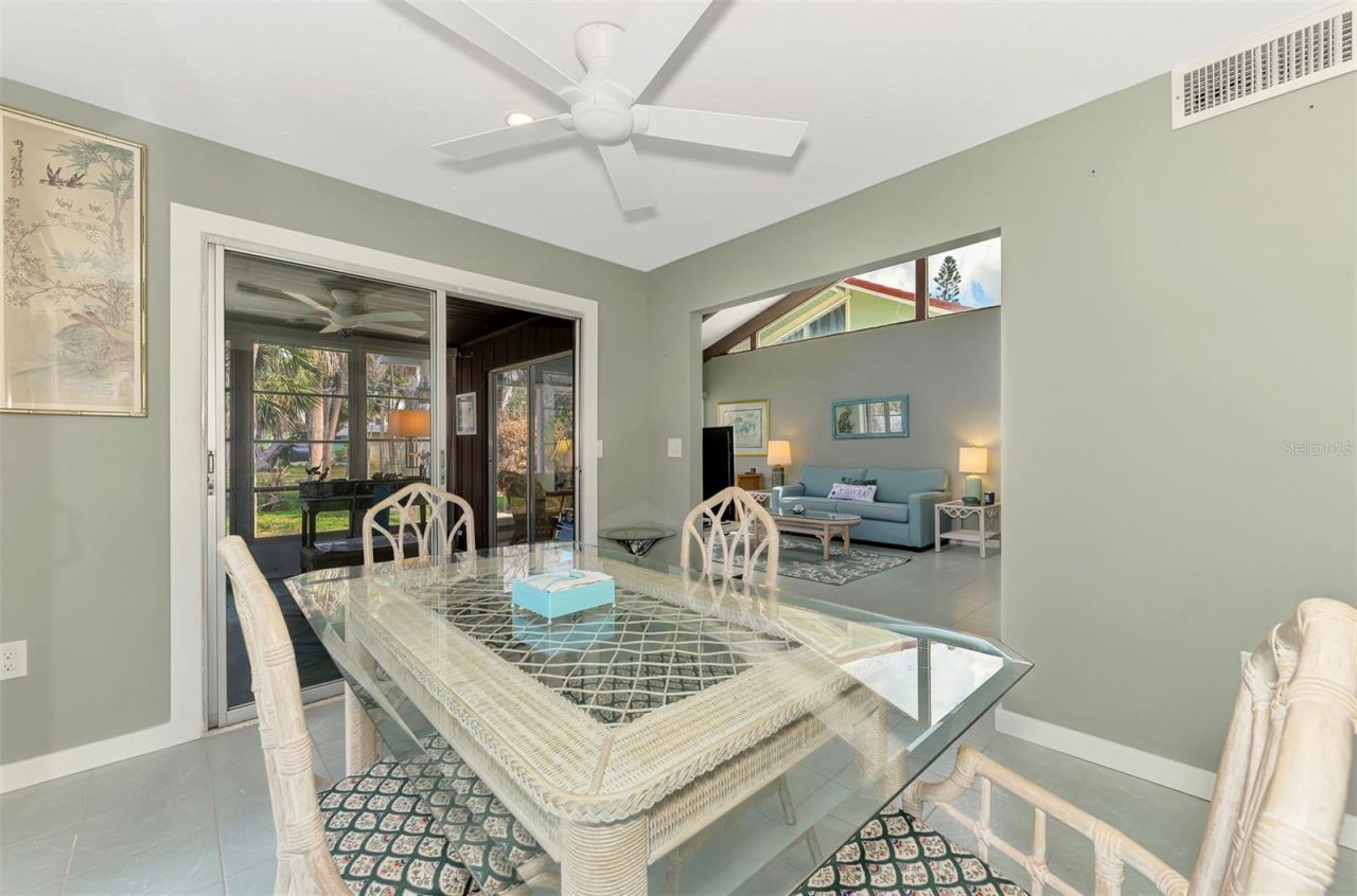 2985 N Beach Road, Unit C5-3, Englewood, FL 34223 Photo