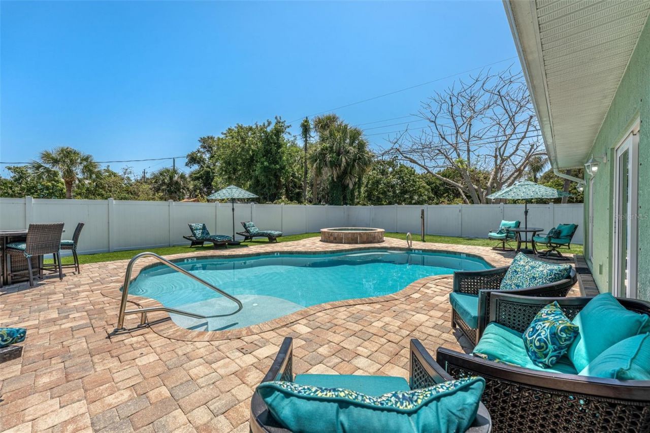 303 Harrison Avenue, Cape Canaveral, FL 32920 Photo