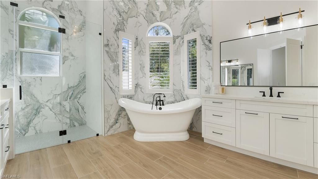 111 17th St Nw, Naples, FL 34120 Photo