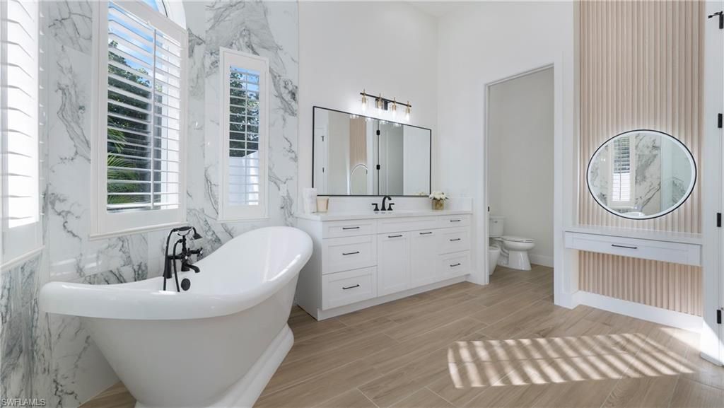 111 17th St Nw, Naples, FL 34120 Photo