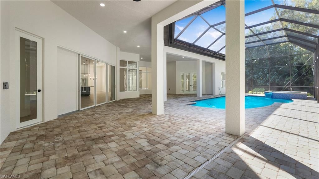 111 17th St Nw, Naples, FL 34120 Photo