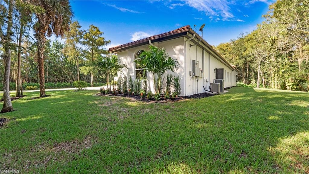 111 17th St Nw, Naples, FL 34120 Photo