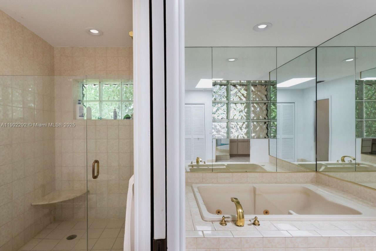 11003 SW 77th Ct Cir, Pinecrest, FL 33156 Photo