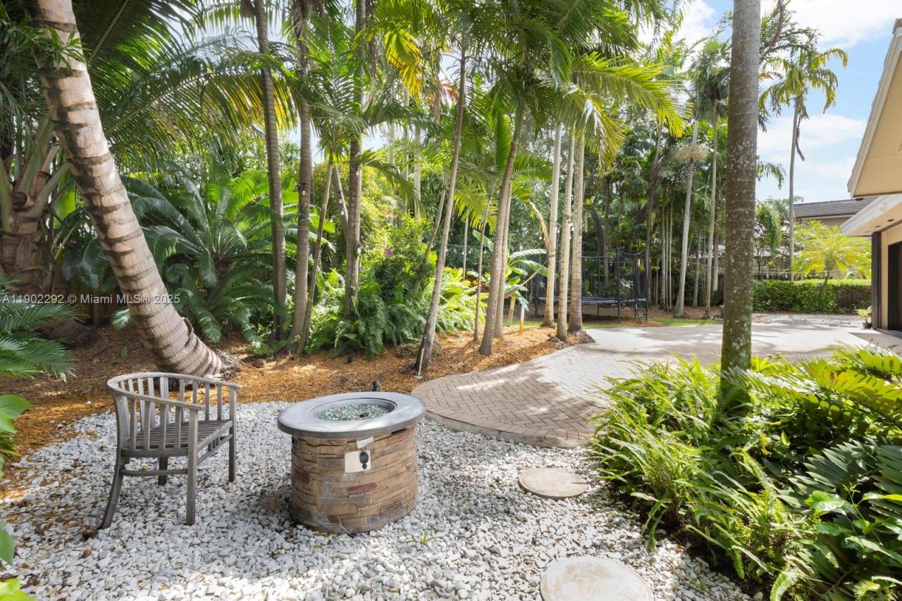 11003 SW 77th Ct Cir, Pinecrest, FL 33156 Photo