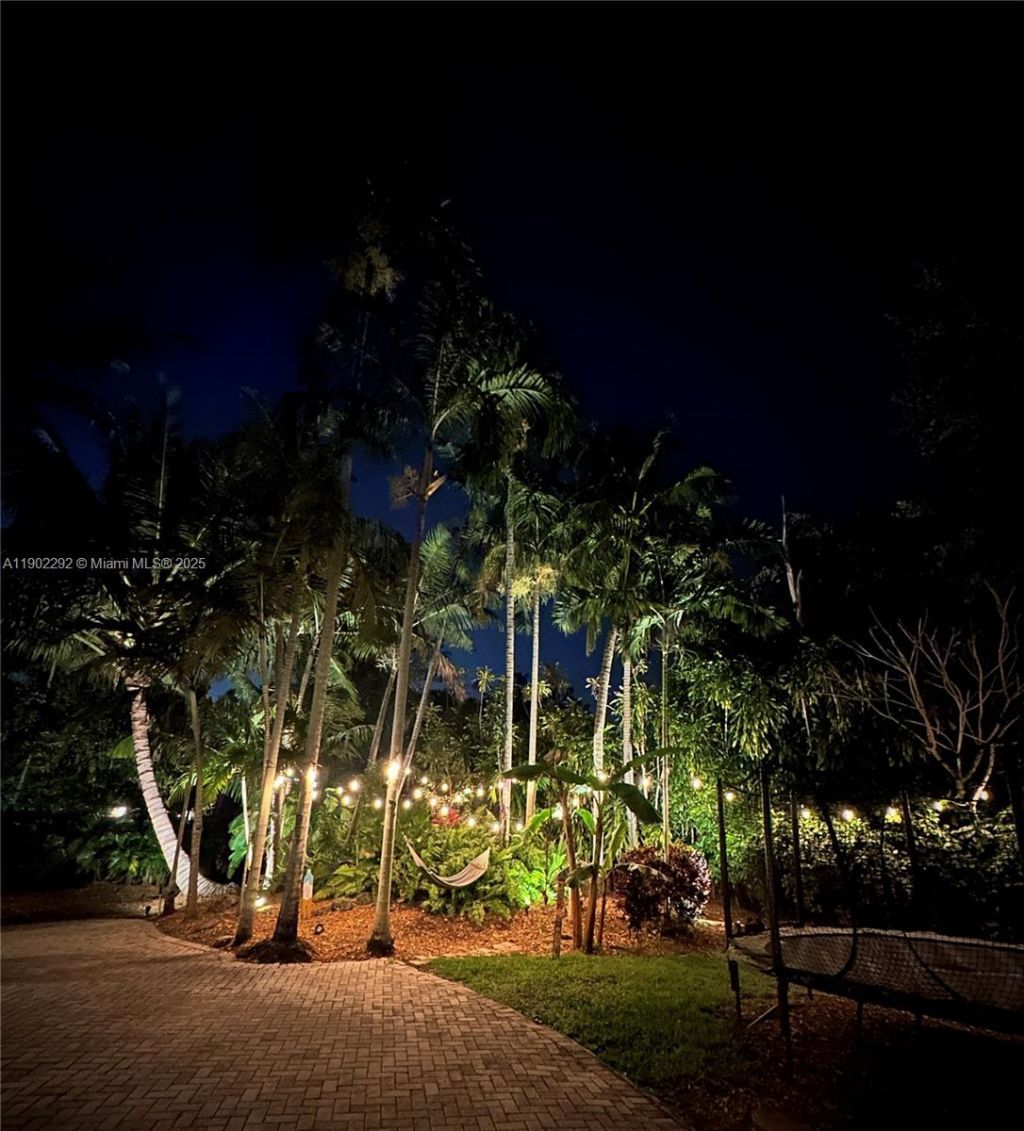 11003 SW 77th Ct Cir, Pinecrest, FL 33156 Photo