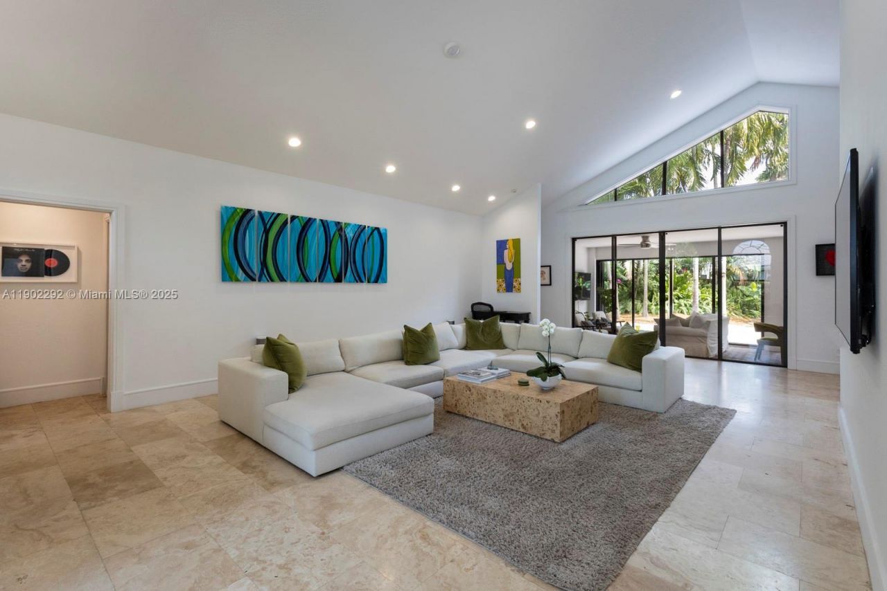 11003 SW 77th Ct Cir, Pinecrest, FL 33156 Photo