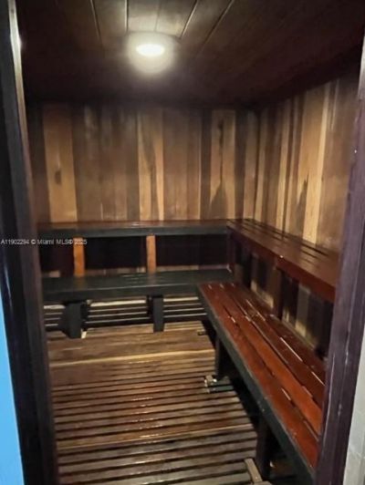 1425 Atlantic Shores Blvd, Unit 204, Hallandale Beach, FL 33009 Photo