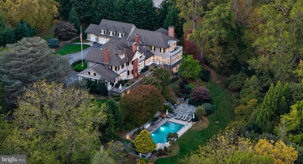7506 LHIRONDELLE CLUB ROAD, TOWSON, MD 21204