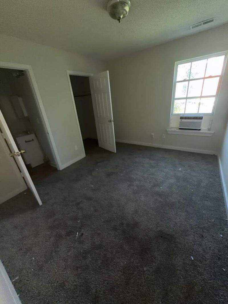 1906 Norwood Street Photo 13