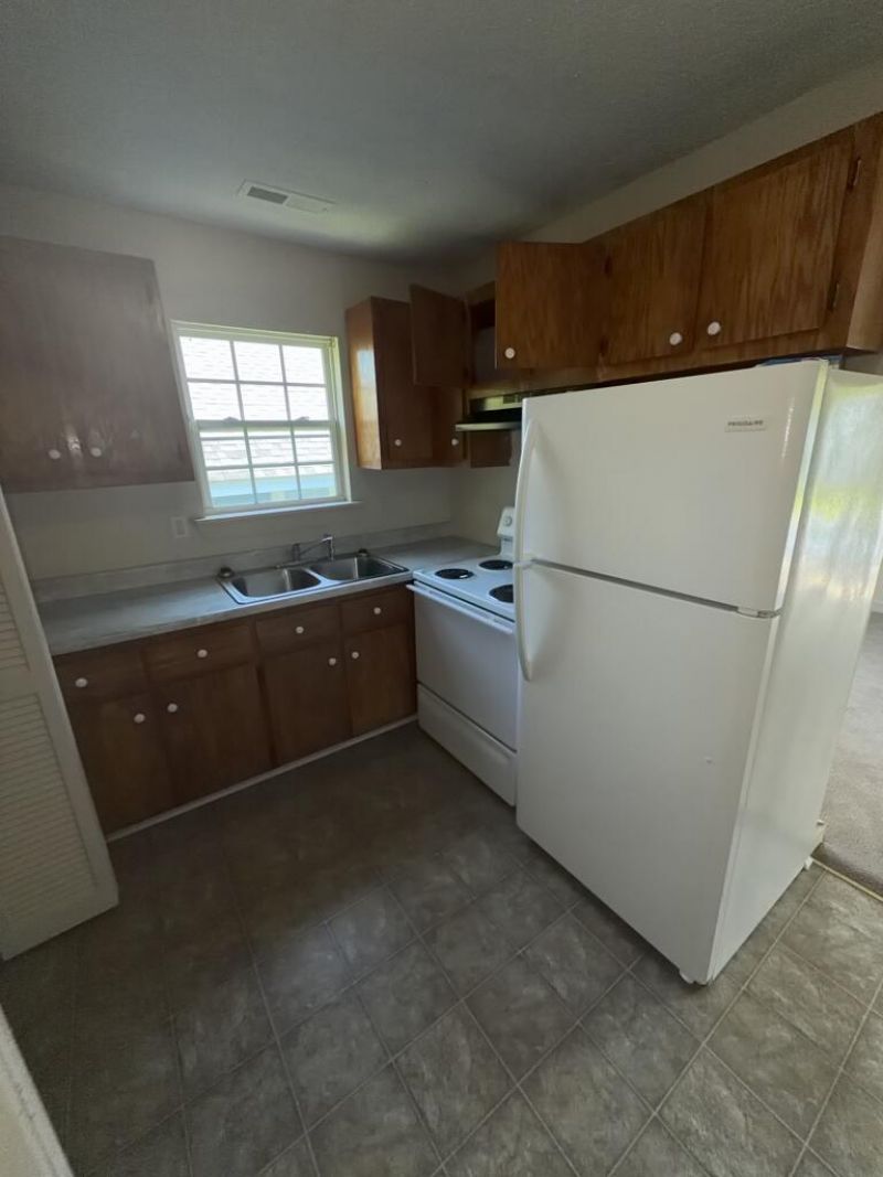 1906 Norwood Street Photo 19