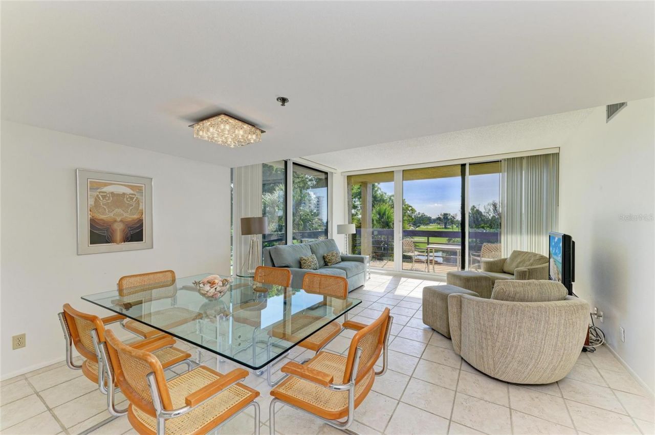 1065 Gulf Of Mexico Drive, Unit 201, Longboat Key, FL 34228 Photo