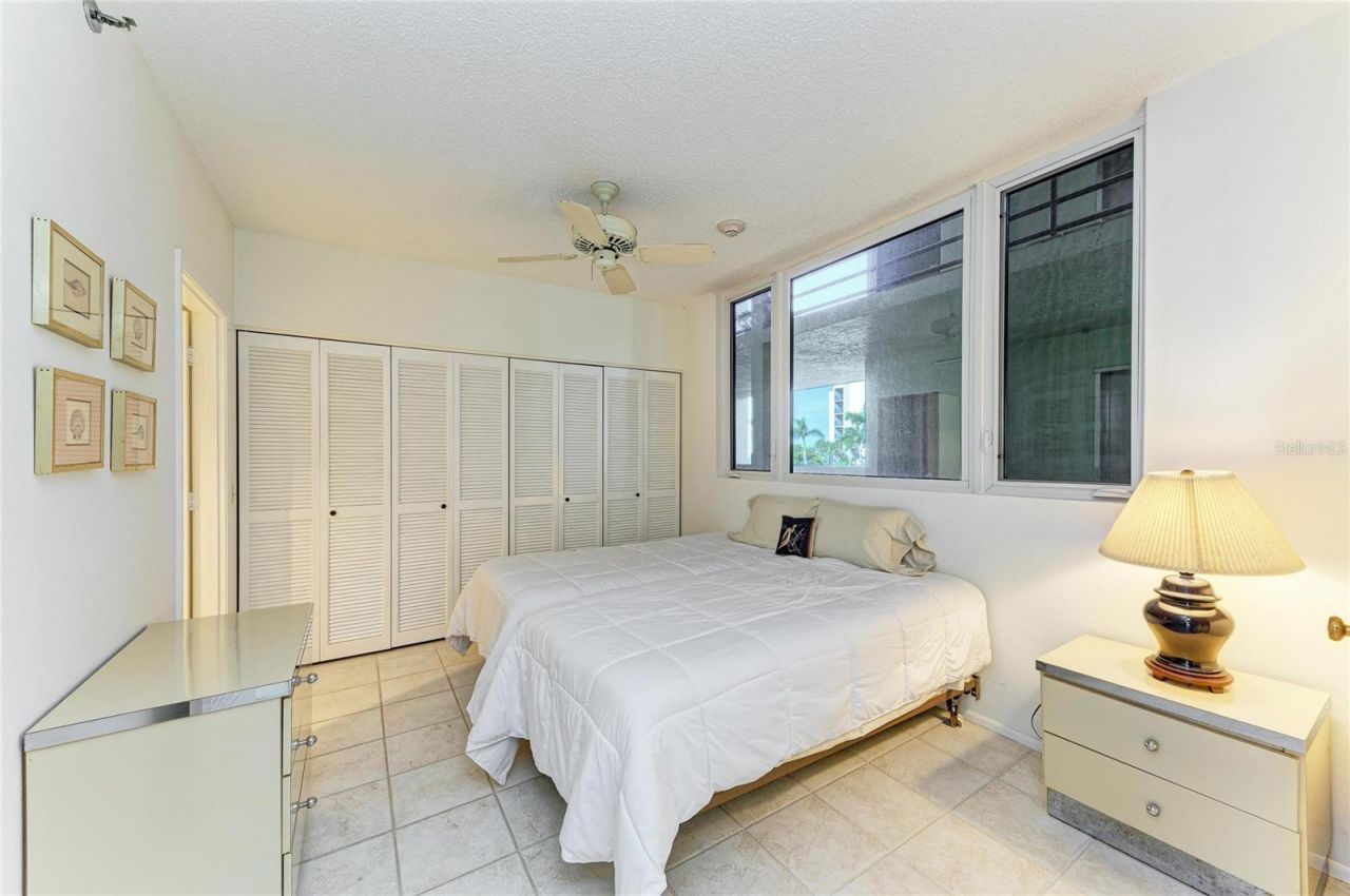 1065 Gulf Of Mexico Drive, Unit 201, Longboat Key, FL 34228 Photo