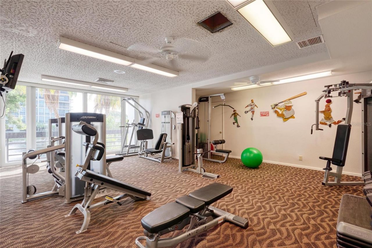 1065 Gulf Of Mexico Drive, Unit 201, Longboat Key, FL 34228 Photo