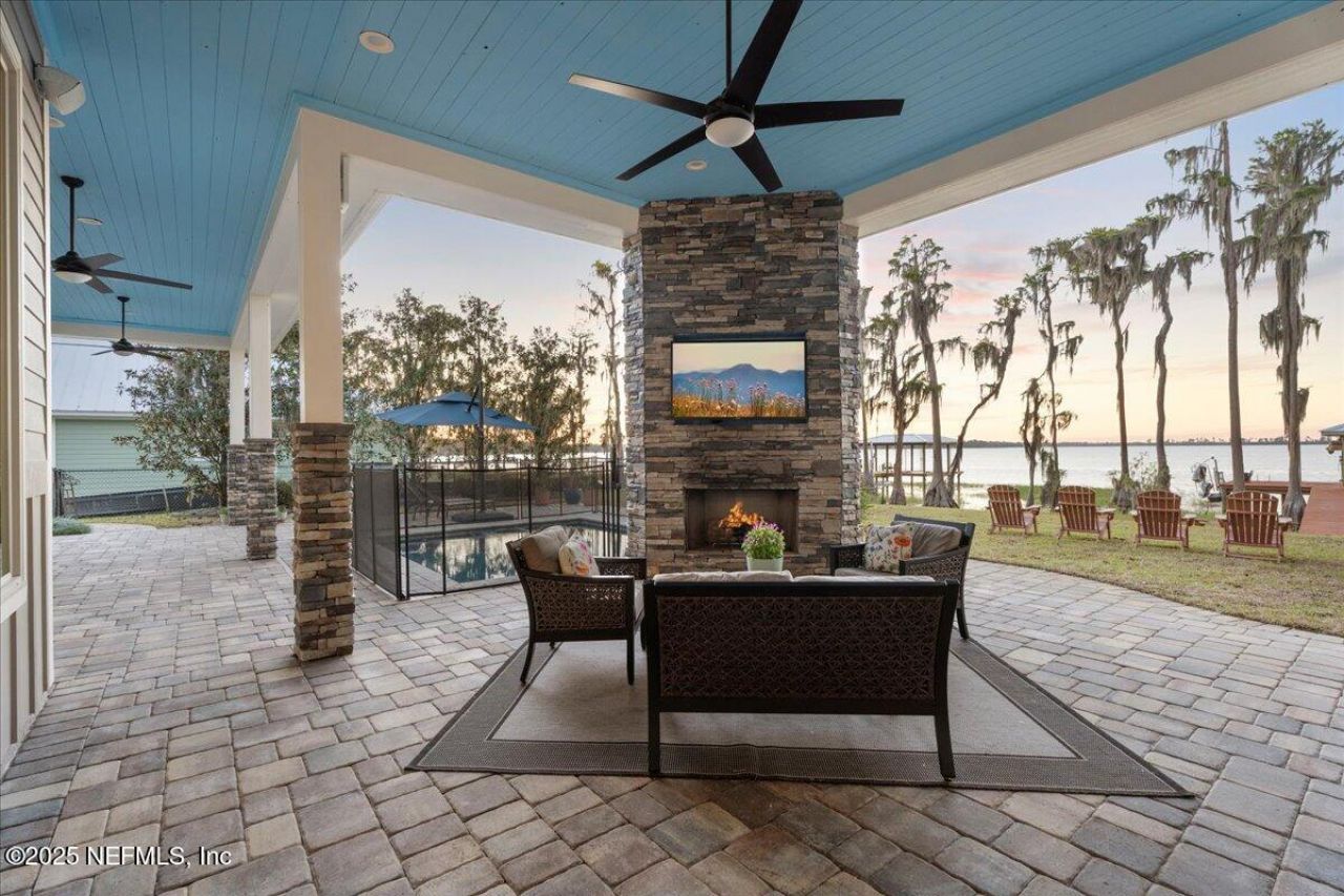 2453 SE 30 Street, Melrose, FL 32666 Photo